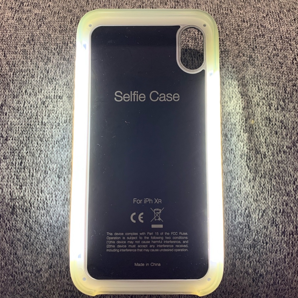 iphone xr selfie case